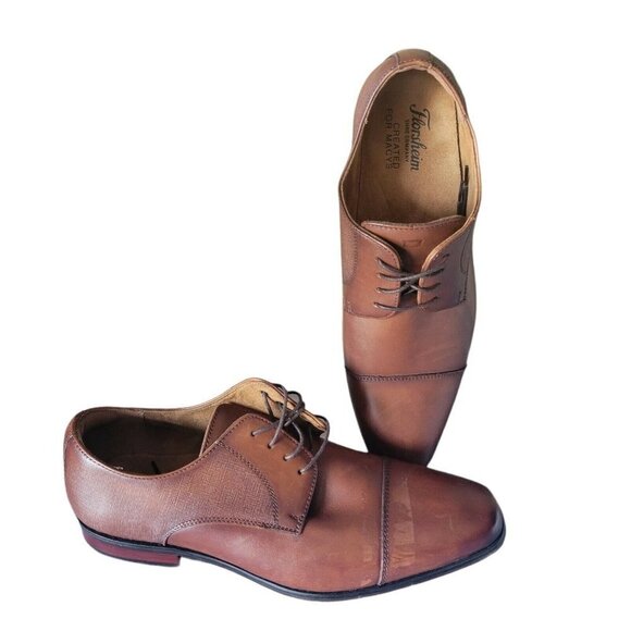 FLORSHEIM Men's Mix-Match Dress Shoes. Left is Size 9. Right is Size 8. **FLAWED - Picture 2 of 12